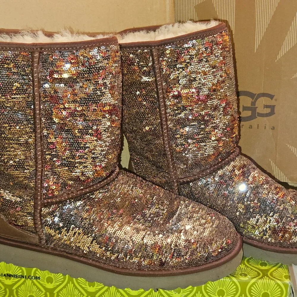 UGG Classic Short Sparkles Boots - Picture 7 of 7